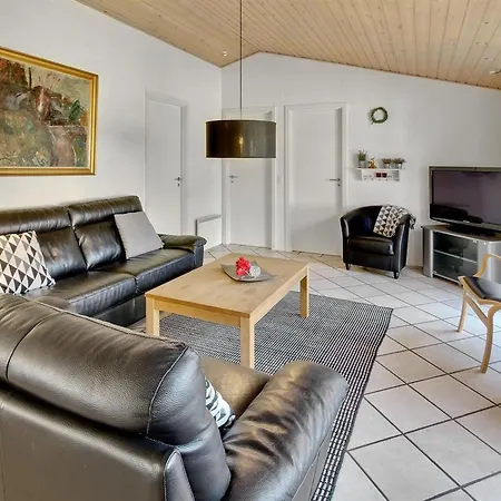 Holmved - 1-2km From The Sea By Interhome *