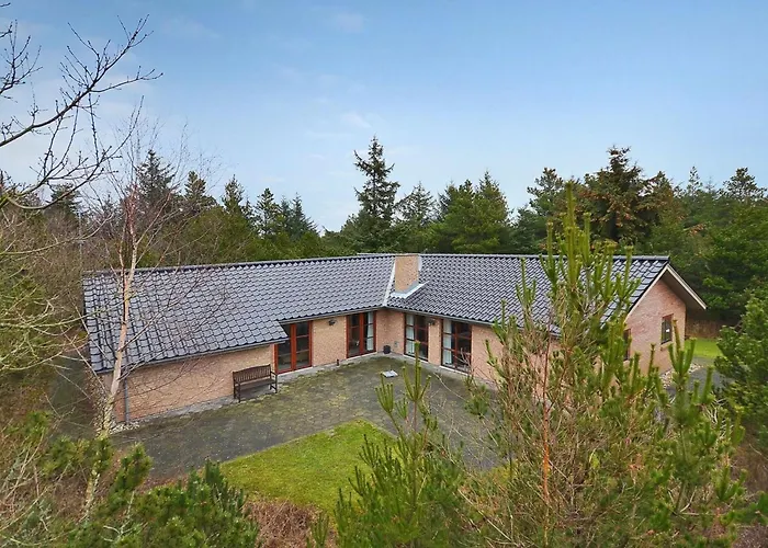 Holmved - 1-2km From The Sea By Interhome