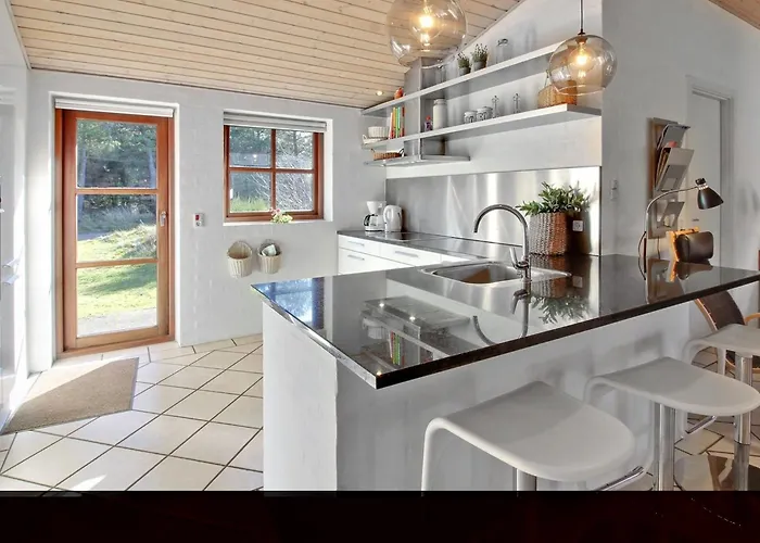 Holiday home Holmved - 1-2km From The Sea By Interhome Blavand