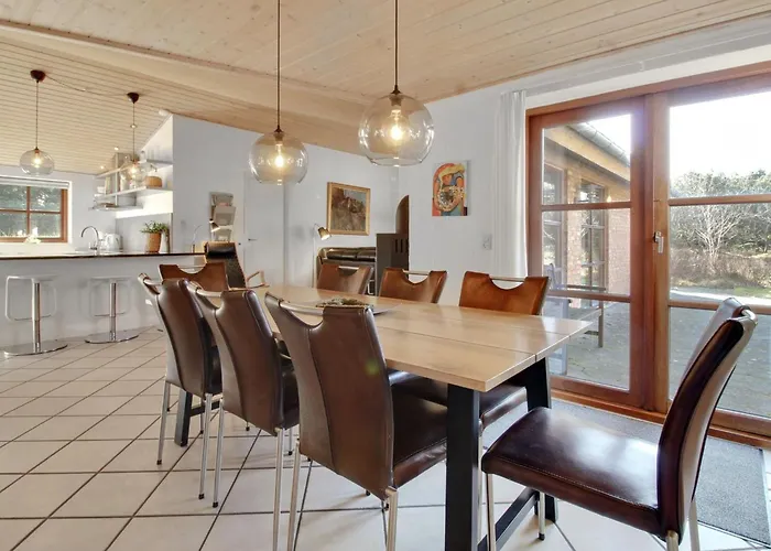 Holmved - 1-2km From The Sea By Interhome