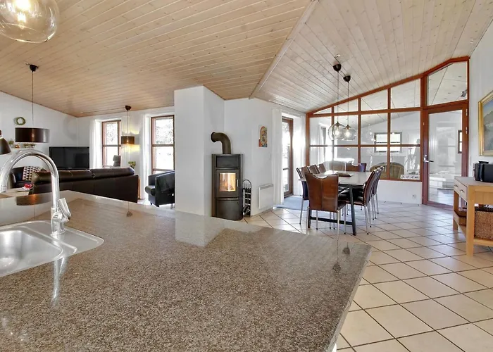 Holmved - 1-2km From The Sea By Interhome Blavand