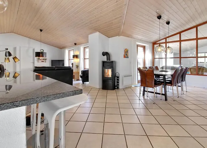 Holmved - 1-2km From The Sea By Interhome *